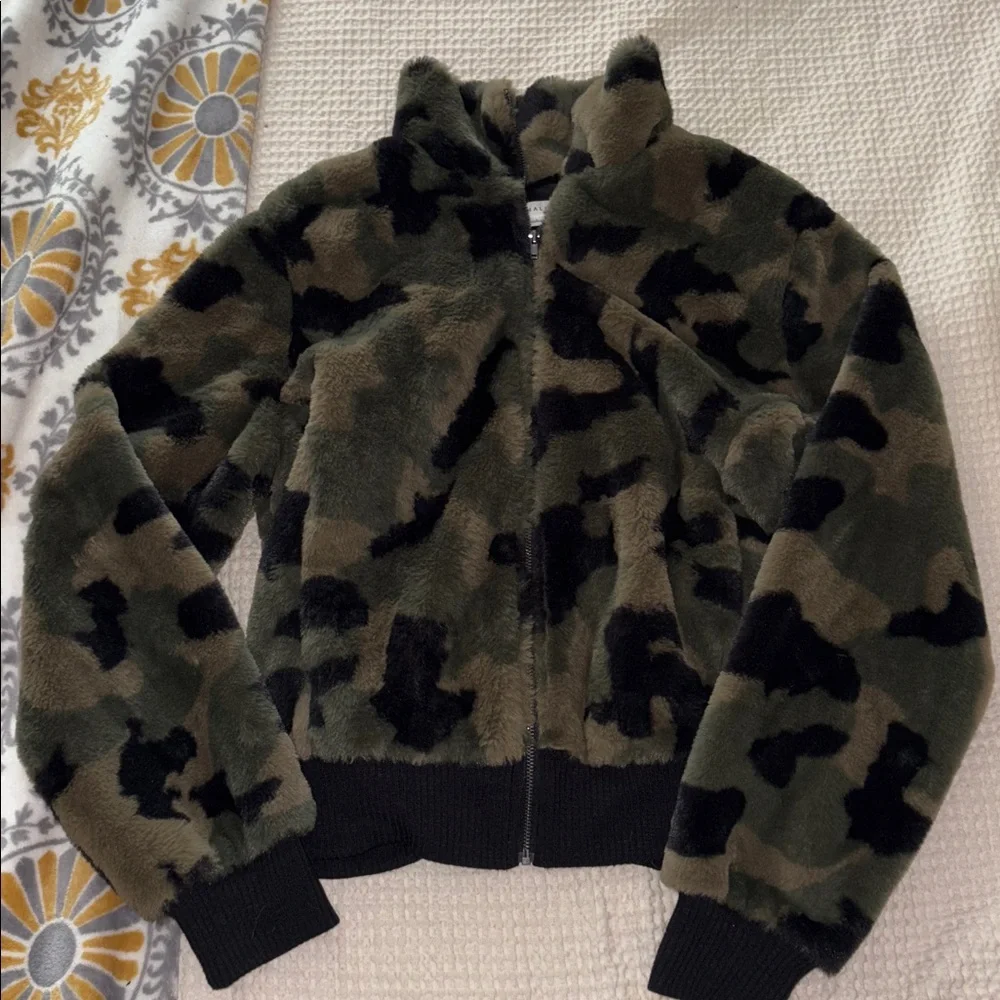 Socialite Camouflage Faux Fur Coat - Picture 1 of 6